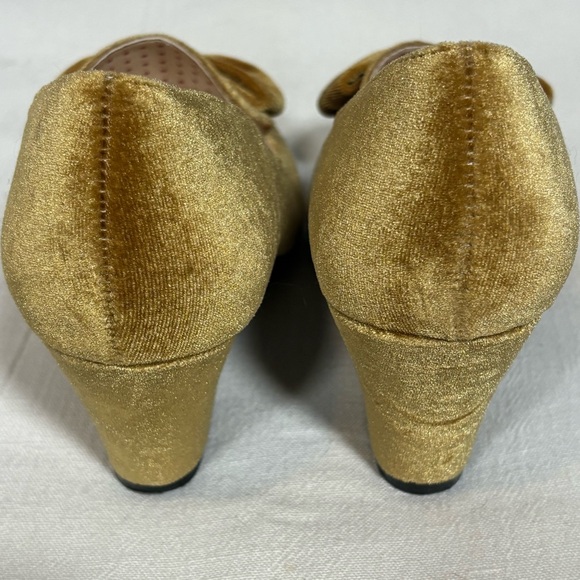 BAIT But Another Innocent Tale Velvet Block Heel Shoes-Mustard Gold-Women Size 7 - Picture 5 of 10